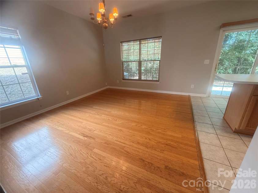 3110 Summerfield Ridge Lane, Matthews, NC 28105.  MLS# CAR4426370, YatesRealty ID 52410. 