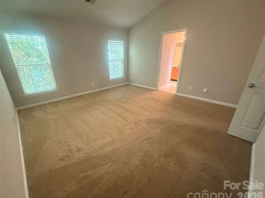 3110 Summerfield Ridge Lane, Matthews, NC 28105.  MLS# CAR4426370, YatesRealty ID 52410. 