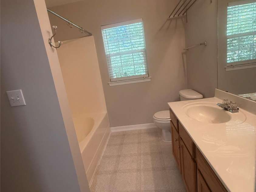 3110 Summerfield Ridge Lane, Matthews, NC 28105.  MLS# CAR4426370, YatesRealty ID 52410. 