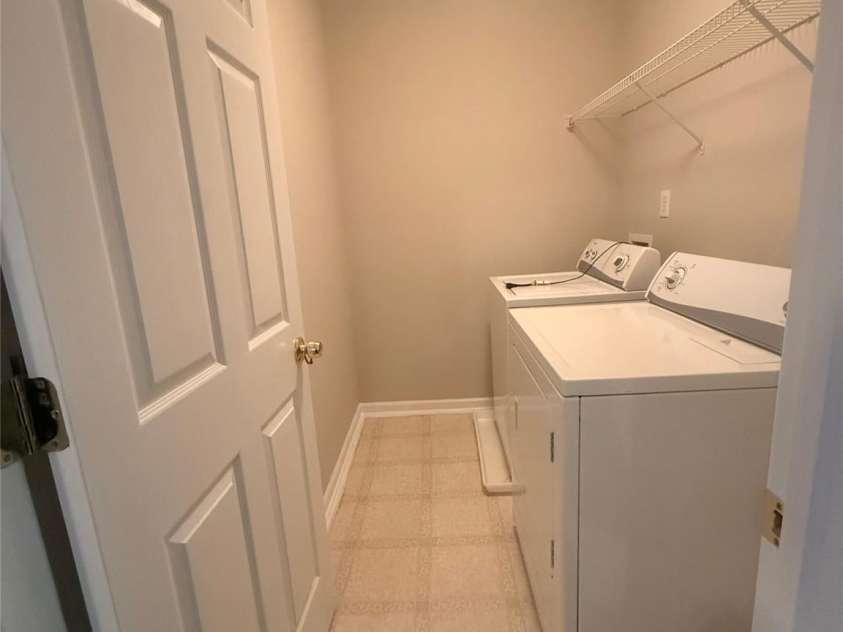 3110 Summerfield Ridge Lane, Matthews, NC 28105.  MLS# CAR4426370, YatesRealty ID 52410. 