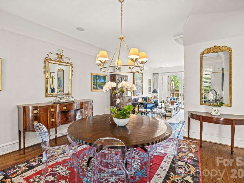 122 Cottage Place, Charlotte, NC 28207.  MLS# CAR4424889, YatesRealty ID 52413. Dining Area