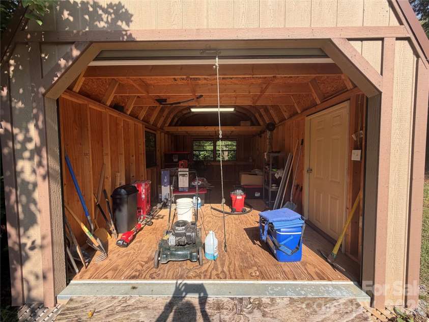 411 Cabin Cove Lane, Moravian Falls, NC 28654.  MLS# CAR4427462, YatesRealty ID 52415. 