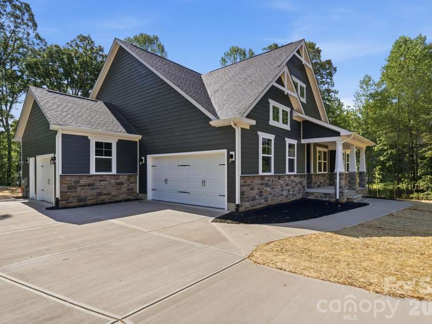 00 Wambli Pass, Lake Lure, NC 28746.  MLS# CAR4425752, YatesRealty ID 52416. 