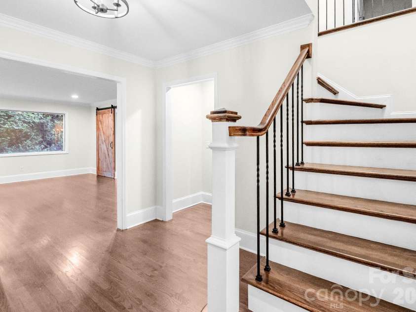 2101 Wittstock Drive, Charlotte, NC 28210.  MLS# CAR4427401, YatesRealty ID 52418. 