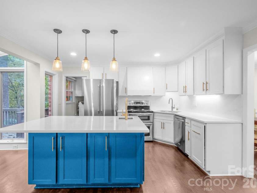 2101 Wittstock Drive, Charlotte, NC 28210.  MLS# CAR4427401, YatesRealty ID 52418. 
