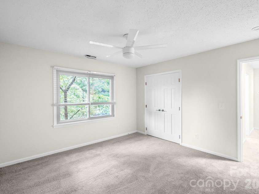 2101 Wittstock Drive, Charlotte, NC 28210.  MLS# CAR4427401, YatesRealty ID 52418. 