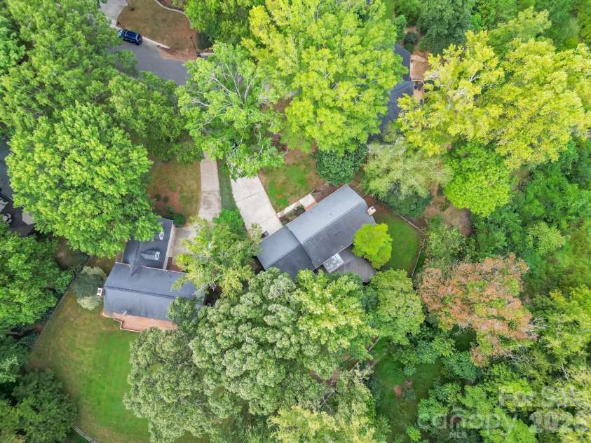 2101 Wittstock Drive, Charlotte, NC 28210.  MLS# CAR4427401, YatesRealty ID 52418. 