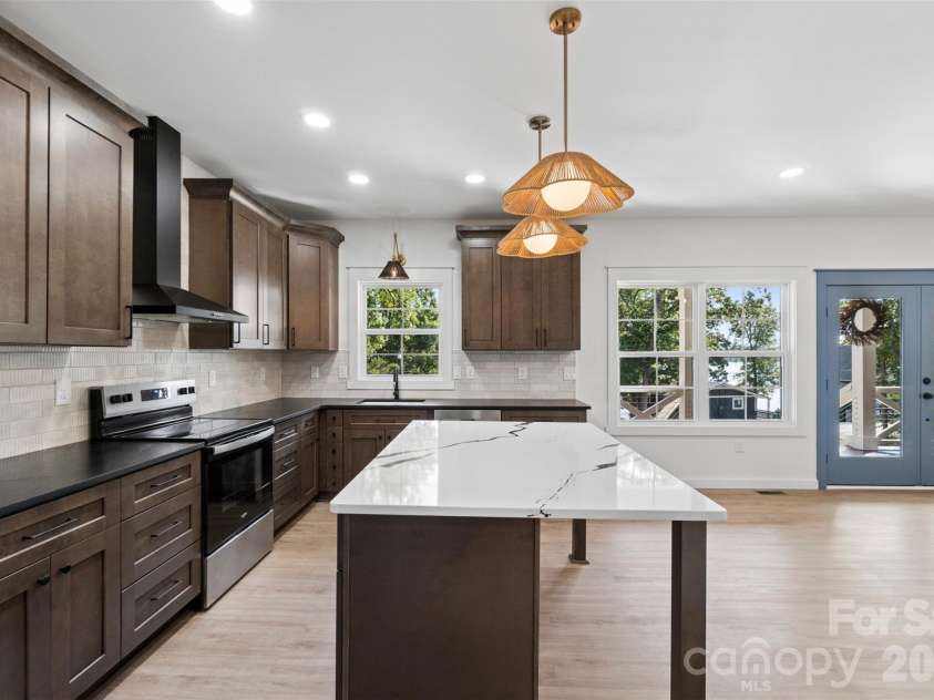 781 Berry Hill Drive, Norwood, NC 28128.  MLS# CAR4426761, YatesRealty ID 52419. 