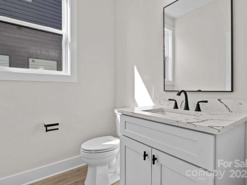 119 Mills Garden Road, Statesville, NC 28625.  MLS# CAR4228251, YatesRealty ID 5242. 