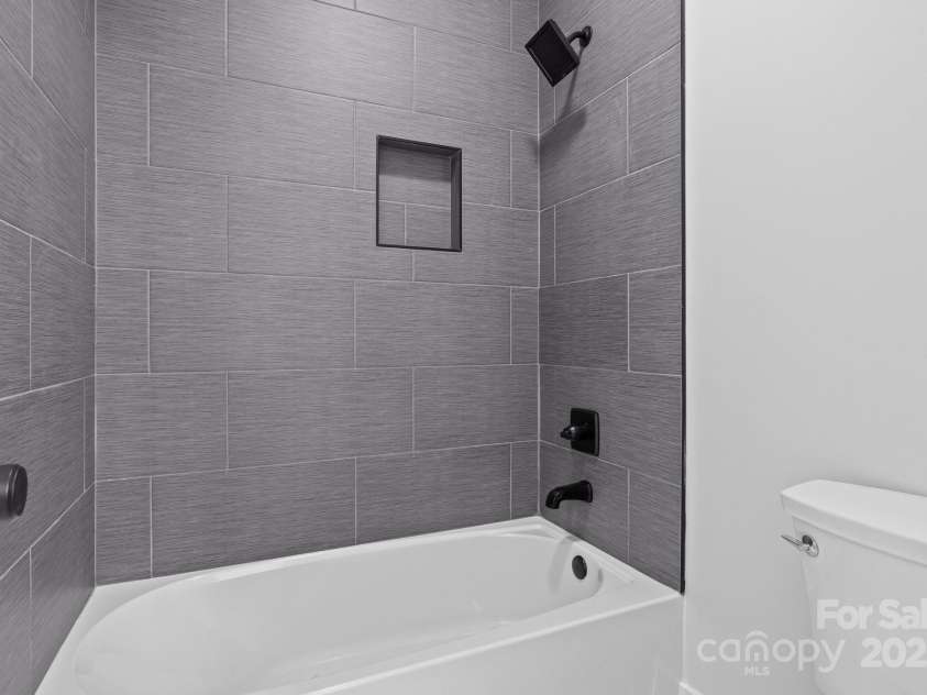 119 Mills Garden Road, Statesville, NC 28625.  MLS# CAR4228251, YatesRealty ID 5242. 