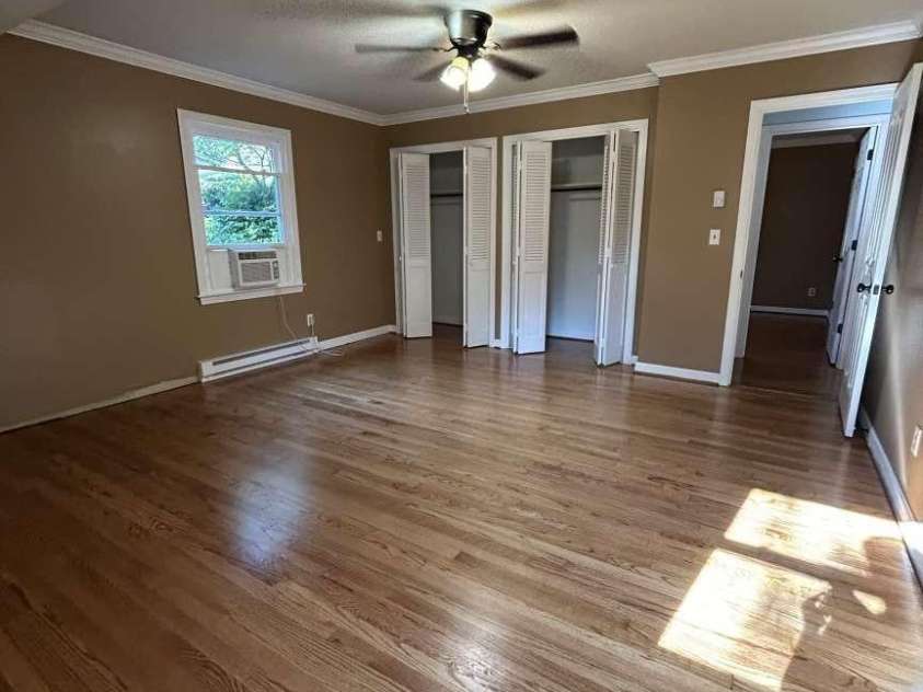 1225 Pinebrook Circle, Hendersonville, NC 28739.  MLS# CAR4426966, YatesRealty ID 52420. 
