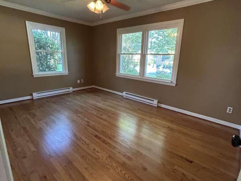1225 Pinebrook Circle, Hendersonville, NC 28739.  MLS# CAR4426966, YatesRealty ID 52420. 
