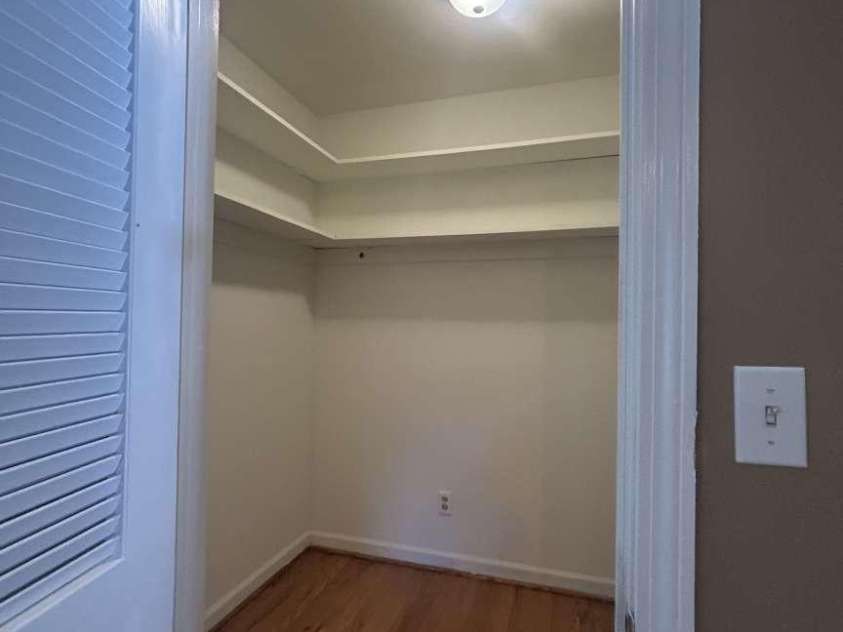 1225 Pinebrook Circle, Hendersonville, NC 28739.  MLS# CAR4426966, YatesRealty ID 52420. 