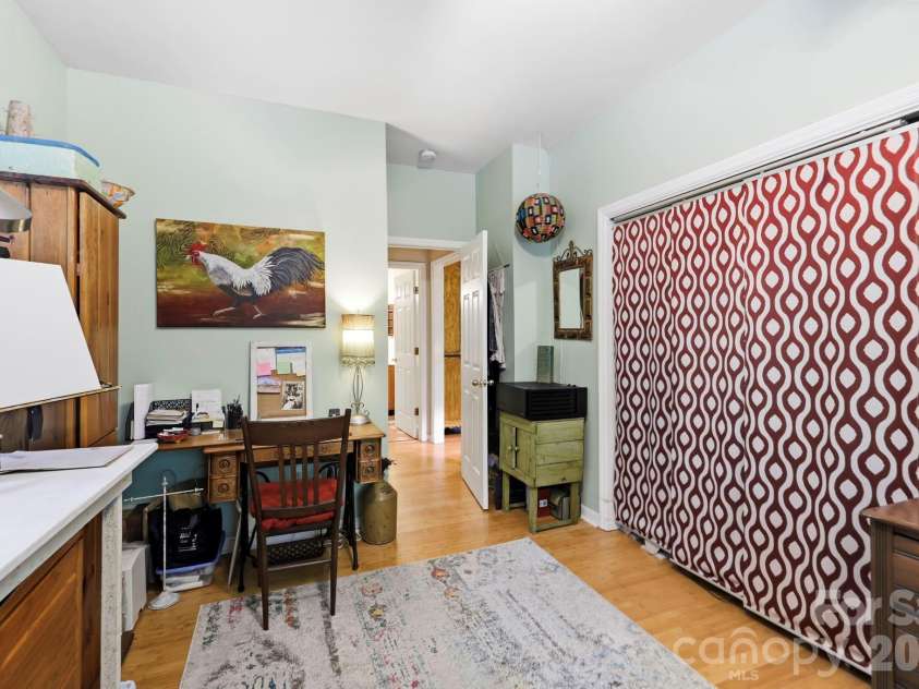 11 Old Patton Hill Road, Swannanoa, NC 28778.  MLS# CAR4426946, YatesRealty ID 52425. 