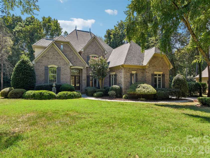 181 Attleboro Place, Mooresville, NC 28117.  MLS# CAR4427564, YatesRealty ID 52430. 