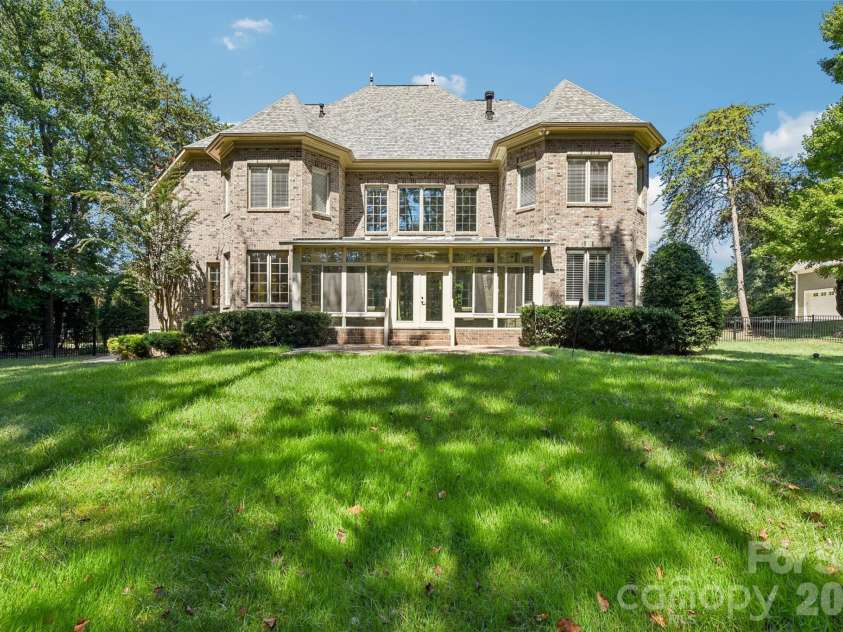 181 Attleboro Place, Mooresville, NC 28117.  MLS# CAR4427564, YatesRealty ID 52430. 