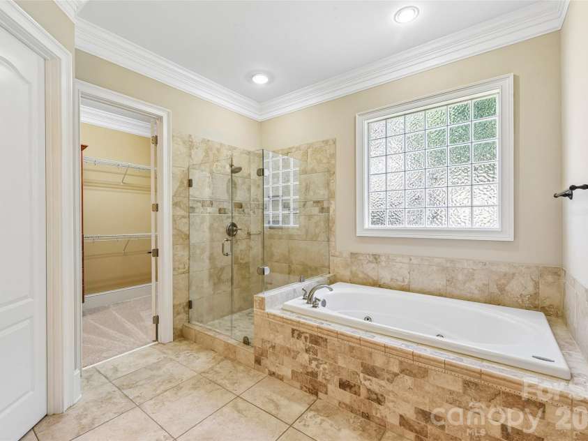 181 Attleboro Place, Mooresville, NC 28117.  MLS# CAR4427564, YatesRealty ID 52430. 