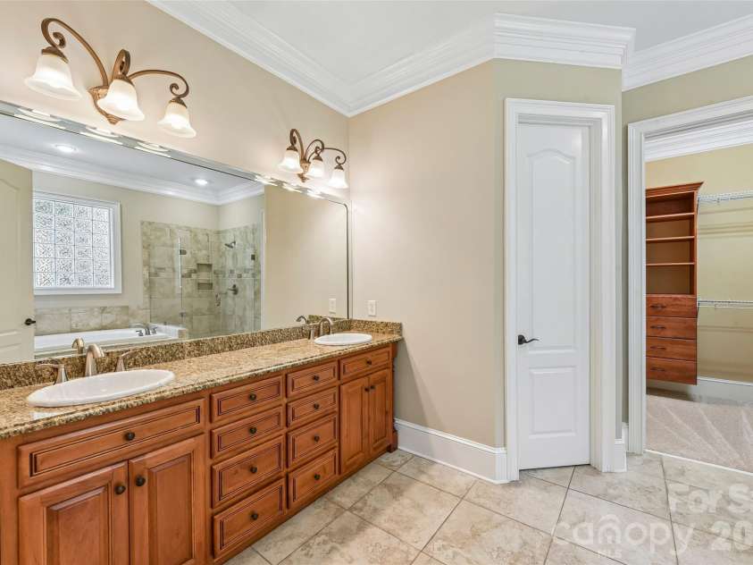 181 Attleboro Place, Mooresville, NC 28117.  MLS# CAR4427564, YatesRealty ID 52430. 