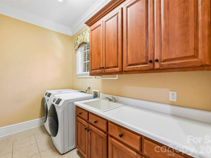 181 Attleboro Place, Mooresville, NC 28117.  MLS# CAR4427564, YatesRealty ID 52430. 