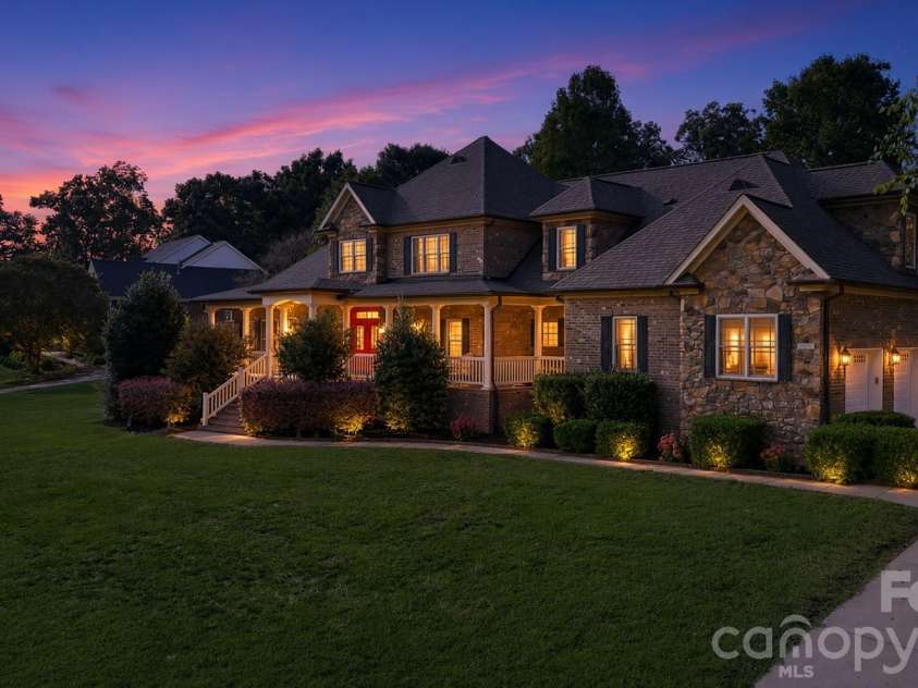 1163 Willow Creek Drive, Newton, NC 28658.  MLS# CAR4427436, YatesRealty ID 52432. 