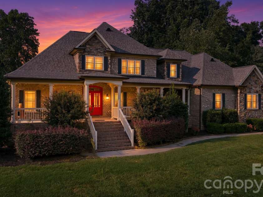 1163 Willow Creek Drive, Newton, NC 28658.  MLS# CAR4427436, YatesRealty ID 52432. 