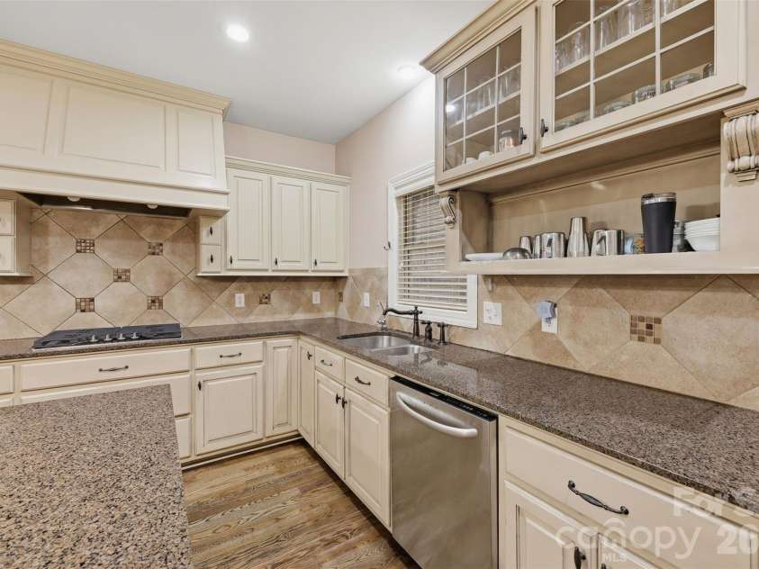 1163 Willow Creek Drive, Newton, NC 28658.  MLS# CAR4427436, YatesRealty ID 52432. 