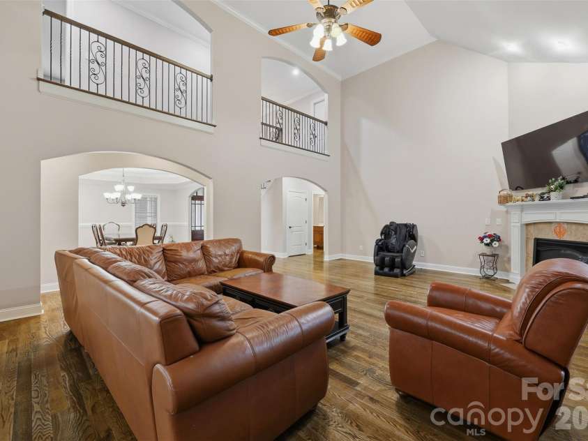 1163 Willow Creek Drive, Newton, NC 28658.  MLS# CAR4427436, YatesRealty ID 52432. 