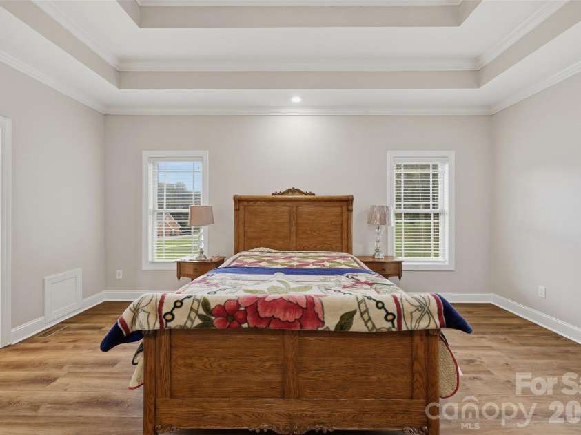 1163 Willow Creek Drive, Newton, NC 28658.  MLS# CAR4427436, YatesRealty ID 52432. 