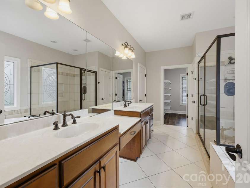 1163 Willow Creek Drive, Newton, NC 28658.  MLS# CAR4427436, YatesRealty ID 52432. 