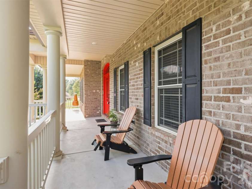 1163 Willow Creek Drive, Newton, NC 28658.  MLS# CAR4427436, YatesRealty ID 52432. 