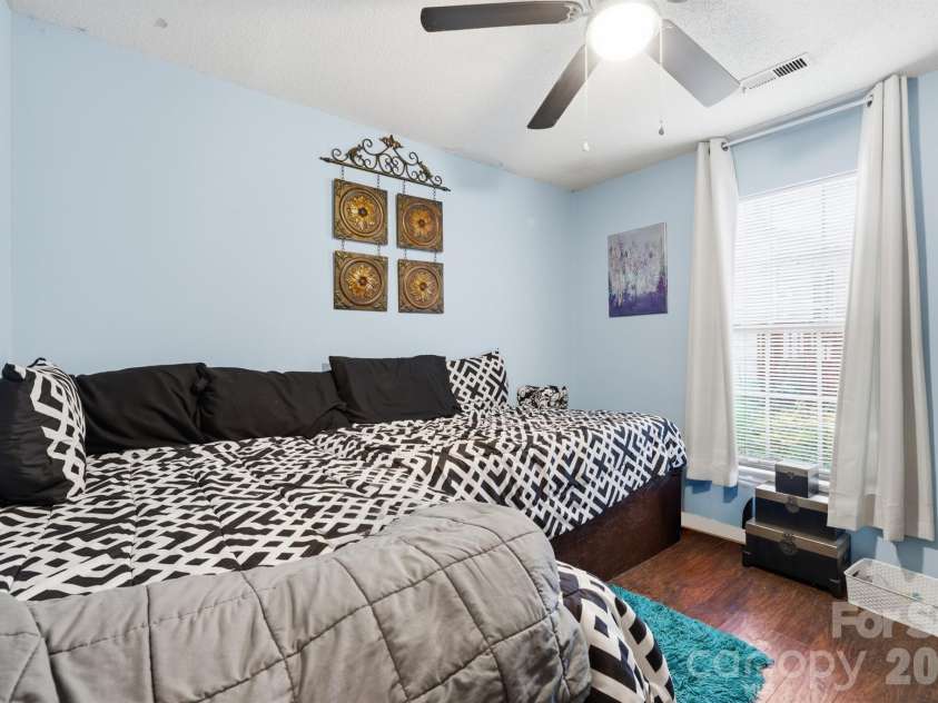 6833 Shiloh Ridge Lane, Charlotte, NC 28212.  MLS# CAR4426725, YatesRealty ID 52433. Bedroom 2