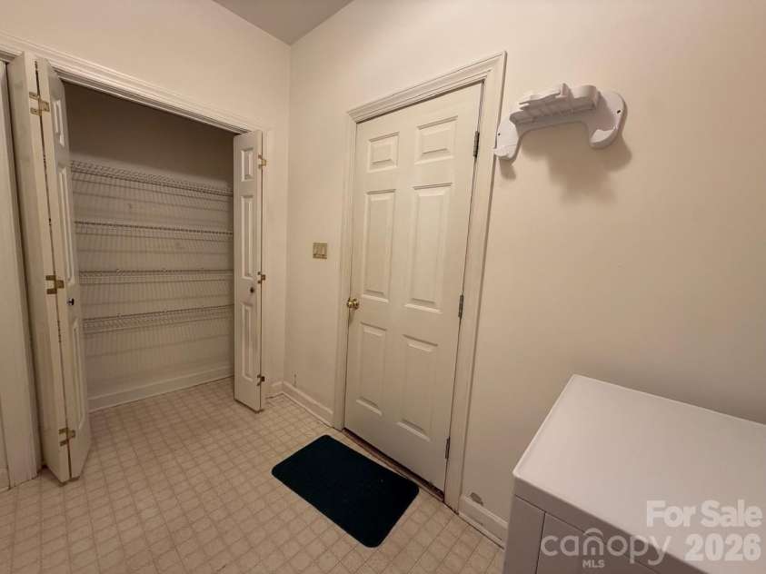 12513 Moores Mill Road, Huntersville, NC 28078.  MLS# CAR4427480, YatesRealty ID 52436. 