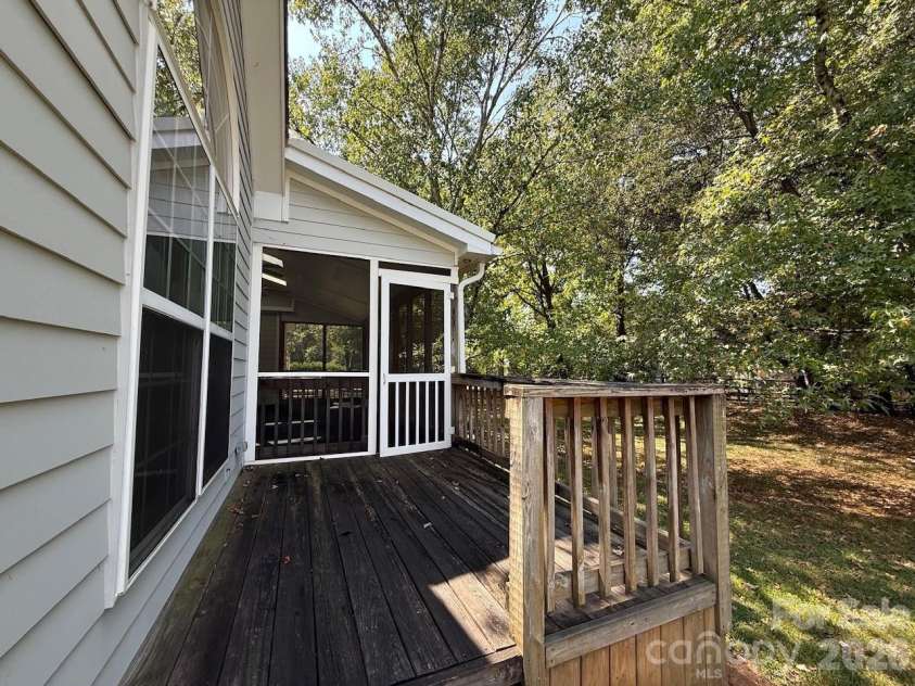 12513 Moores Mill Road, Huntersville, NC 28078.  MLS# CAR4427480, YatesRealty ID 52436. 