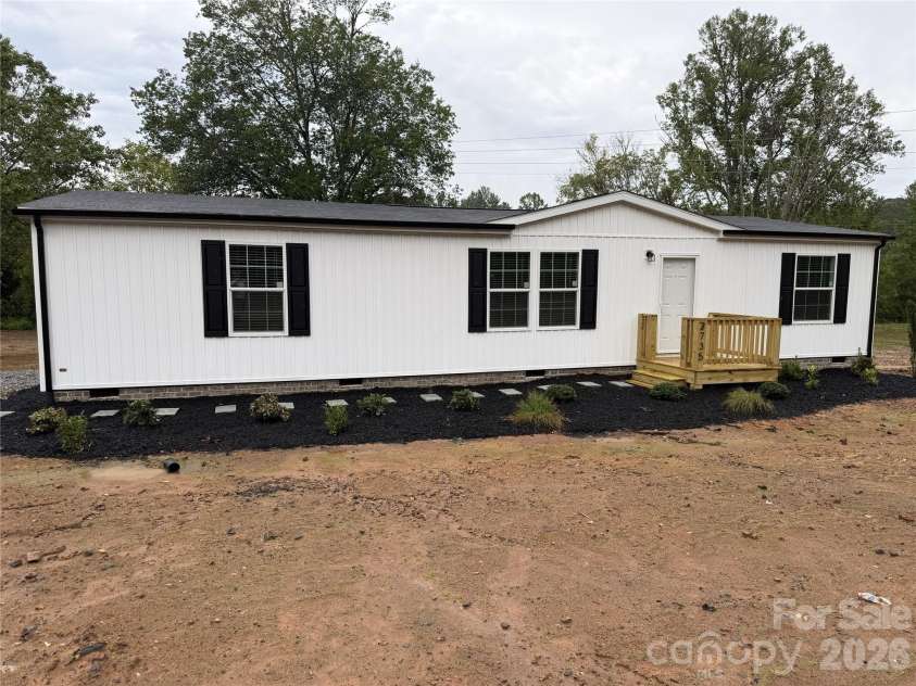 2735 Piney Road, Morganton, NC 28655.  MLS# CAR4426656, YatesRealty ID 52437. 