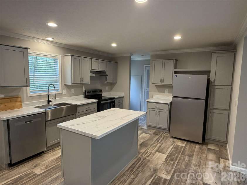 2735 Piney Road, Morganton, NC 28655.  MLS# CAR4426656, YatesRealty ID 52437. 