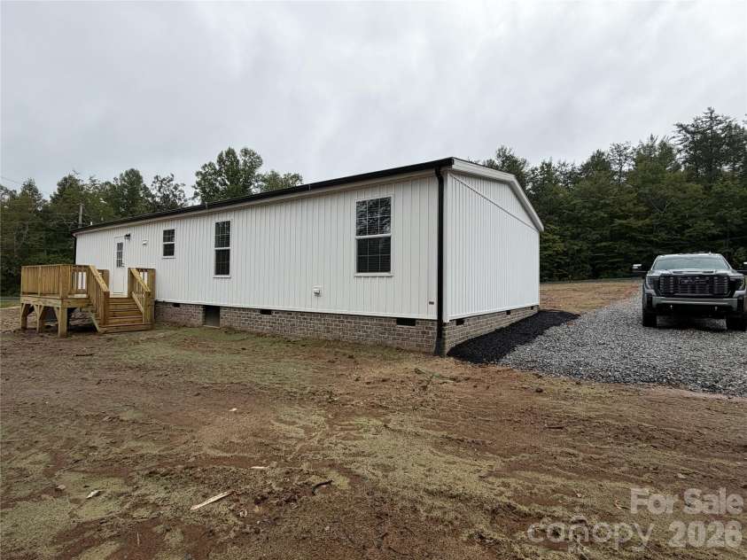 2735 Piney Road, Morganton, NC 28655.  MLS# CAR4426656, YatesRealty ID 52437. 