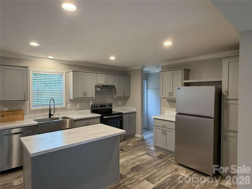 2735 Piney Road, Morganton, NC 28655.  MLS# CAR4426656, YatesRealty ID 52437. 