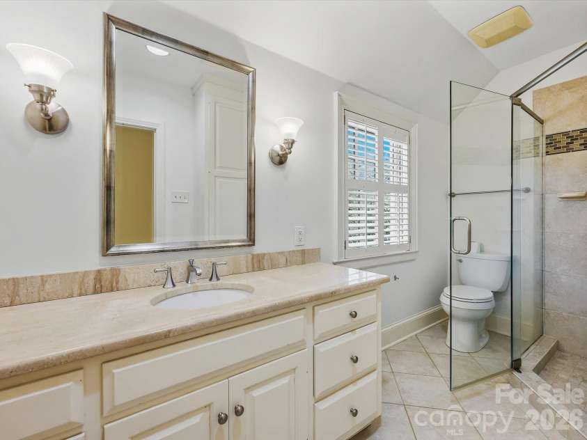 2035 Pinewood Circle, Charlotte, NC 28211.  MLS# CAR4418123, YatesRealty ID 52438. 