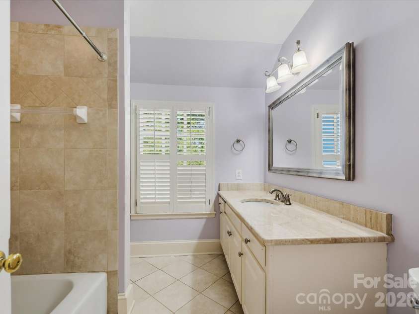 2035 Pinewood Circle, Charlotte, NC 28211.  MLS# CAR4418123, YatesRealty ID 52438. 