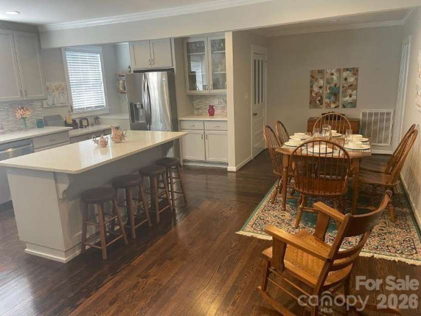 1670 Dale Earnhardt Boulevard, Kannapolis, NC 28083.  MLS# CAR4427144, YatesRealty ID 52443. Kitchen 23' X 18'