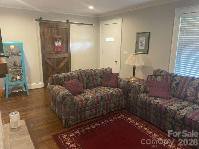 1670 Dale Earnhardt Boulevard, Kannapolis, NC 28083.  MLS# CAR4427144, YatesRealty ID 52443. Living Room