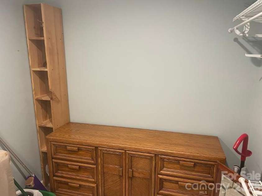 1670 Dale Earnhardt Boulevard, Kannapolis, NC 28083.  MLS# CAR4427144, YatesRealty ID 52443. Primary Closet