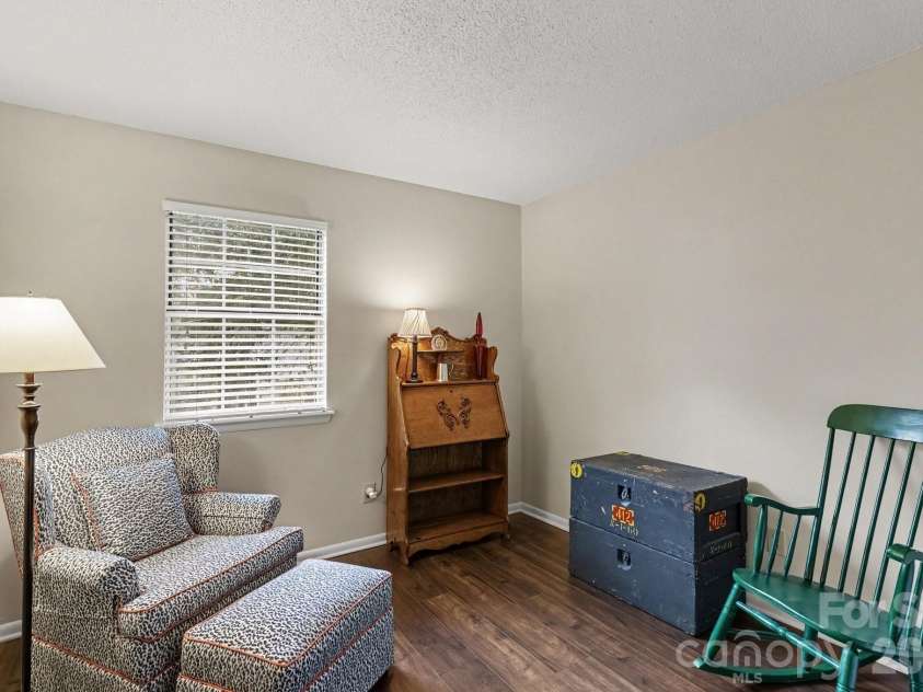 3272 Heathstead Place, Charlotte, NC 28210.  MLS# CAR4427398, YatesRealty ID 52444. GUEST BEDROOM 2