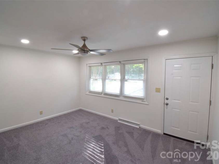 2510 Briar Oak Drive, Gastonia, NC 28052.  MLS# CAR4426891, YatesRealty ID 52447. 