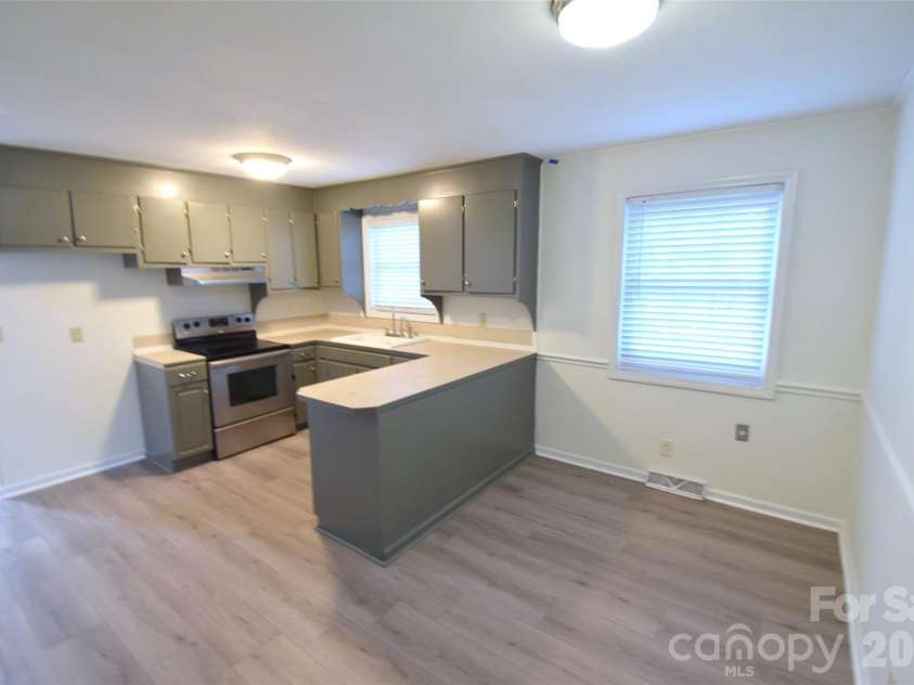 2510 Briar Oak Drive, Gastonia, NC 28052.  MLS# CAR4426891, YatesRealty ID 52447. 