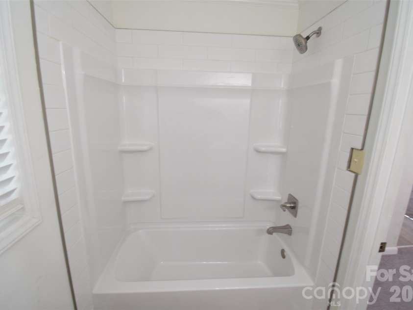 2510 Briar Oak Drive, Gastonia, NC 28052.  MLS# CAR4426891, YatesRealty ID 52447. 
