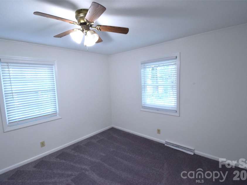 2510 Briar Oak Drive, Gastonia, NC 28052.  MLS# CAR4426891, YatesRealty ID 52447. 