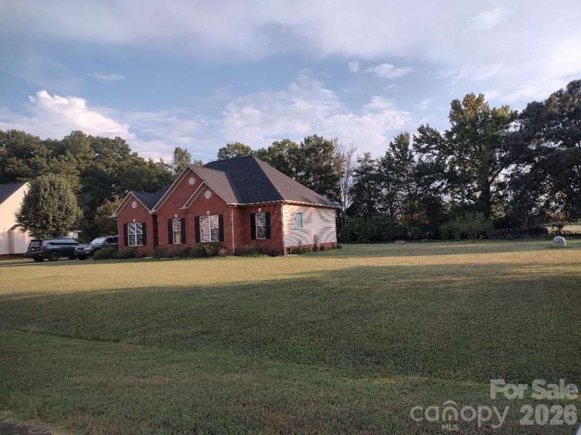 4926 Carillon Court, York, SC 29745.  MLS# CAR4427195, YatesRealty ID 52448. 