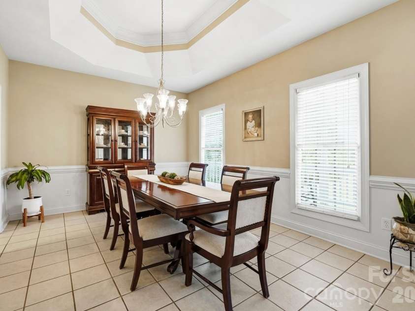 5881 Highway 557 Highway, Lake Wylie, SC 29710.  MLS# CAR4426749, YatesRealty ID 52449. 