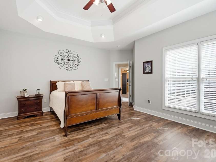 5881 Highway 557 Highway, Lake Wylie, SC 29710.  MLS# CAR4426749, YatesRealty ID 52449. 